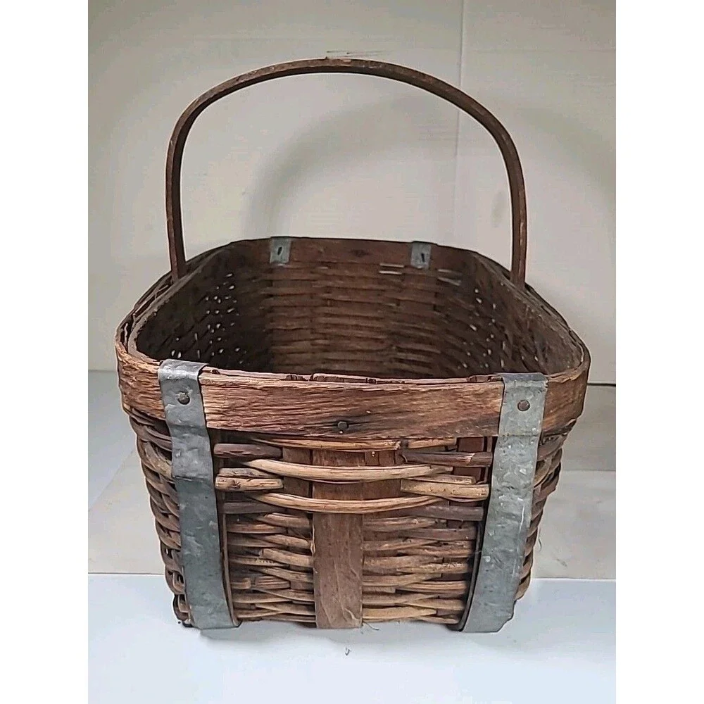 Antique American Huge Woven Handmade Gathering Basket 23x13x8 W/handle!